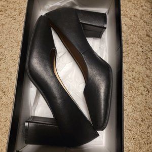 Naturalizer Warner pump